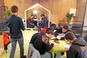photo d'une dictée collaborative organisée par le BDE